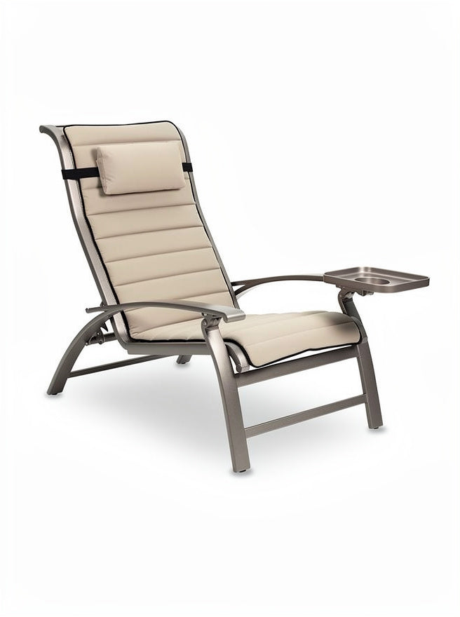 **Technische Titel in het Nederlands: Elegante verstelbare chaise longue met kussen en bekerhouder**